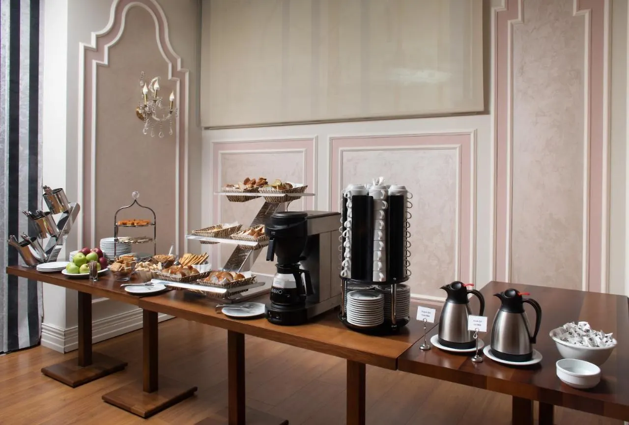 The Time Hotel Marina Istanbul 4*,